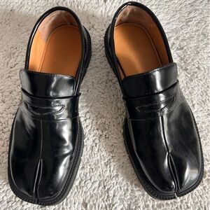Men’s Patent Leather Loafers
